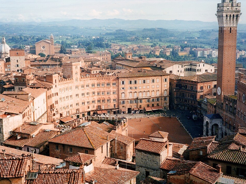 Aerial view of historic center in Piazza del Campo