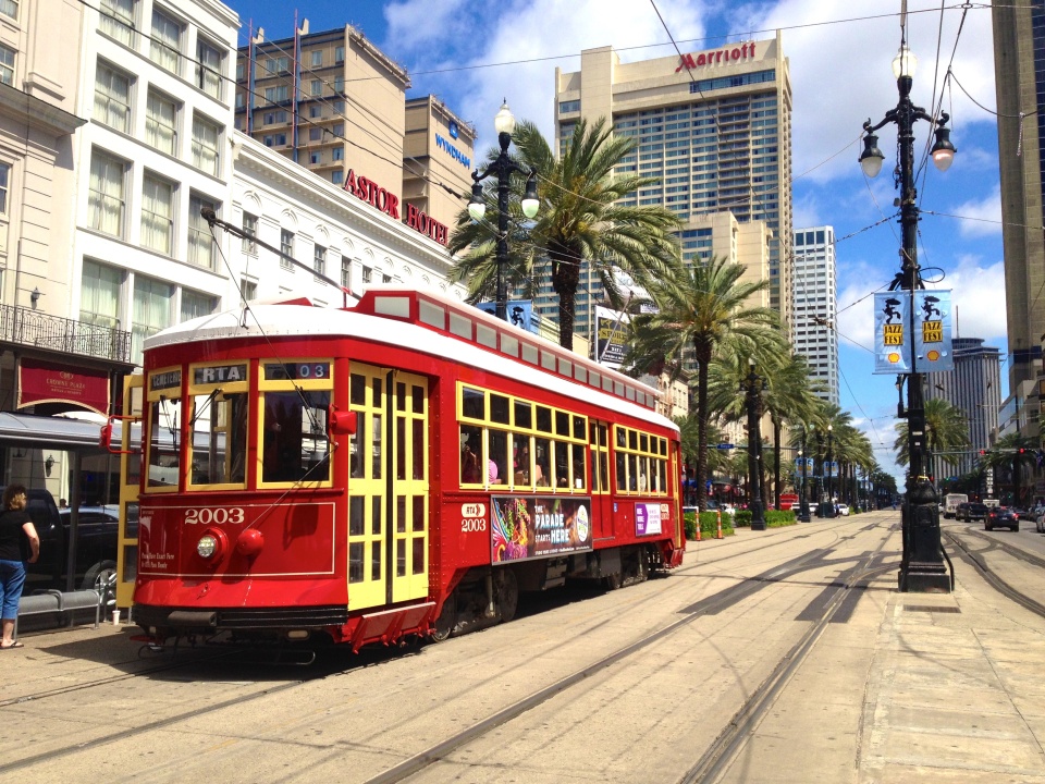 New Orleans streetcar by Didier Moïse